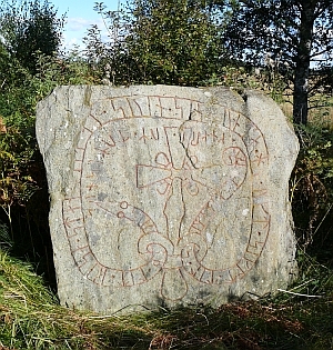 Runenstein Sö 198